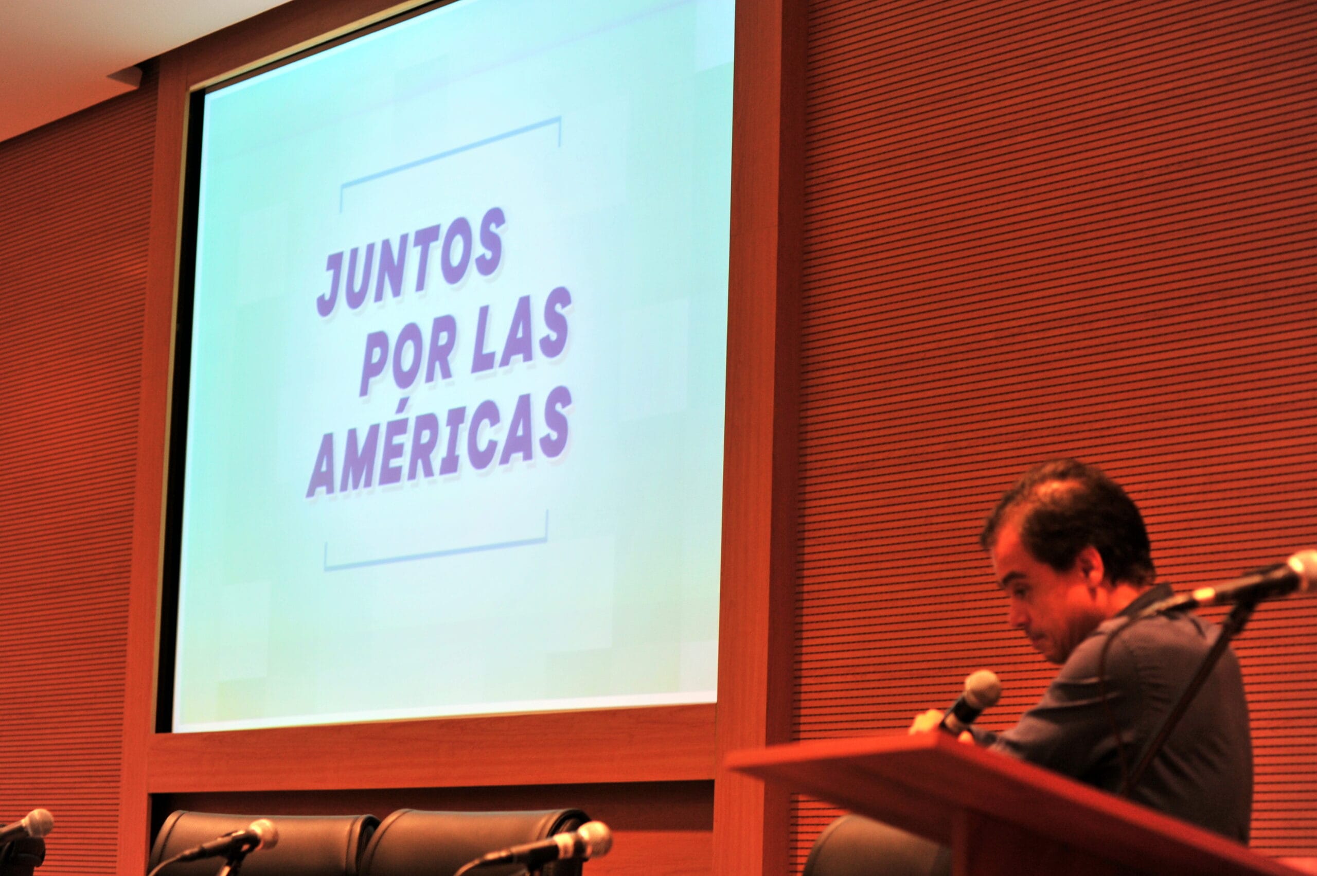 Oficina de capacitação de laboratórios públicos latino-americanos para o diagnóstico do novo coronavírus, organizada pelo Ministério da Saúde e pela Organização Panamericana da Saúde (OPAS) e realizada na Fiocruz. Rio de Janeiro (RJ), 6-7 fev. 2020. Foto: Pedro Paulo/CCS/Fiocruz