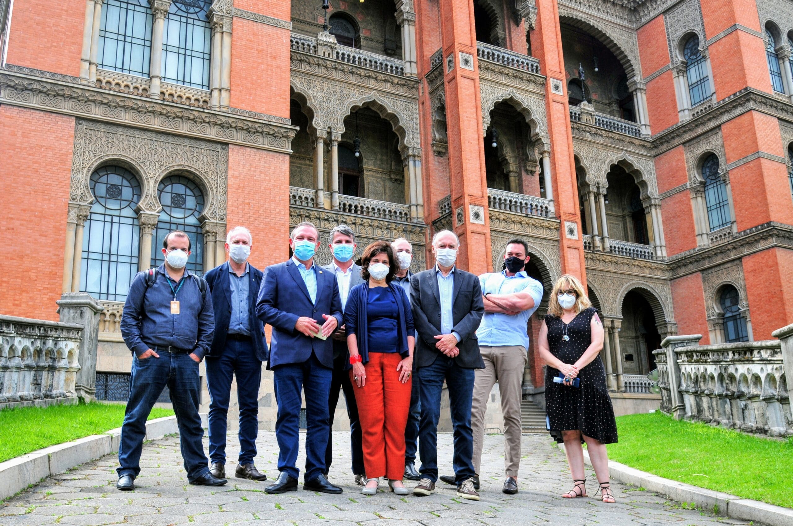 Imagem da galeria - Visita de comitiva da Comissão Temporária da Covid-19 do Senado