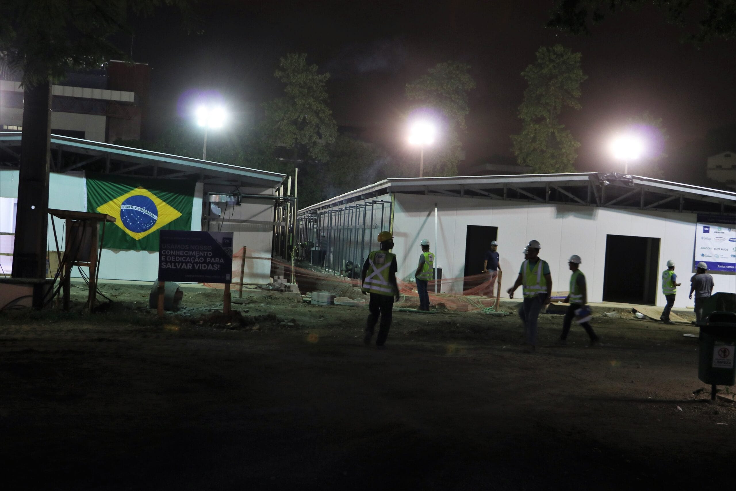 Construção em andamento do Centro Hospitalar Covid-19 da Fiocruz. Rio de Janeiro (RJ), 15 de abril de 2020. Foto: Peter Ilicciev/CCS/Fiocruz.