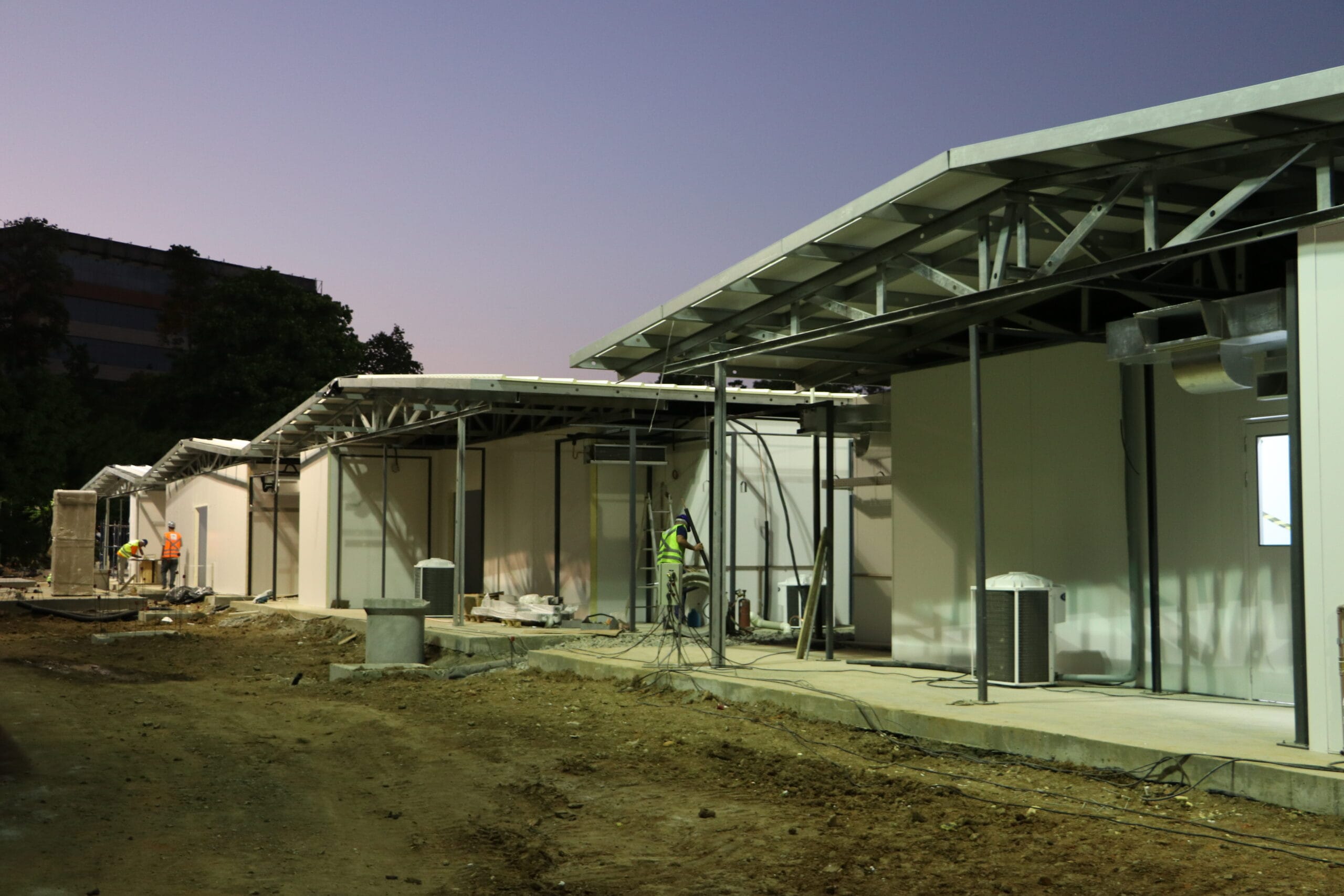 Construção em andamento do Centro Hospitalar Covid-19 da Fiocruz. Rio de Janeiro (RJ), 15 abr. 2020. Foto: Peter Ilicciev/CCS/Fiocruz.