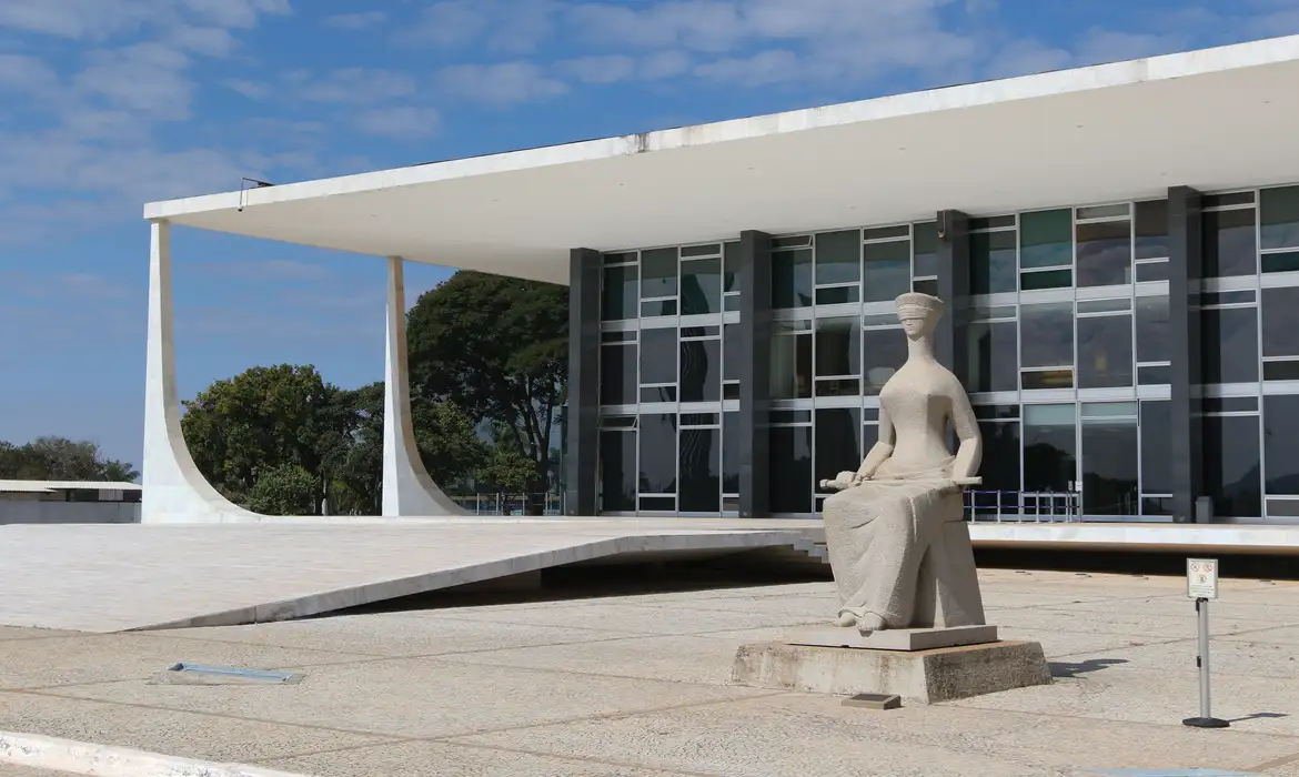 STF garante autonomia a estados e municípios na adoção de medidas sanitárias de enfrentamento à pandemia
