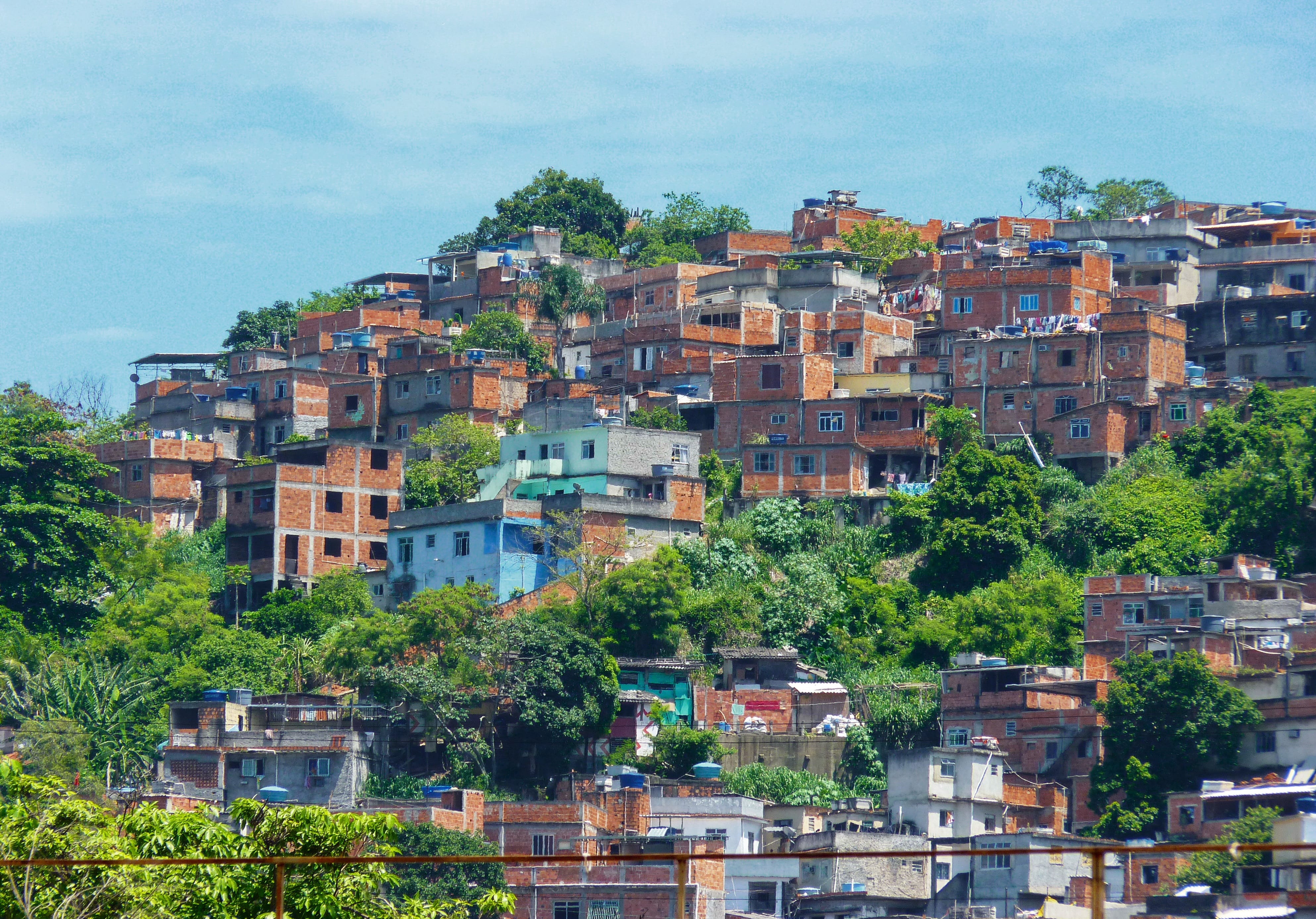 Fiocruz recebe recursos da Assembleia Legislativa do Estado do Rio de Janeiro para plano de enfrentamento da Covid-19 nas favelas